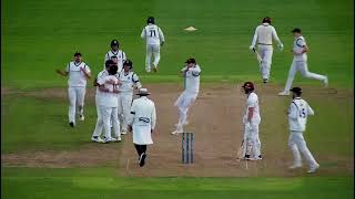 Classic delivery by Jayant Yadav in County Championship