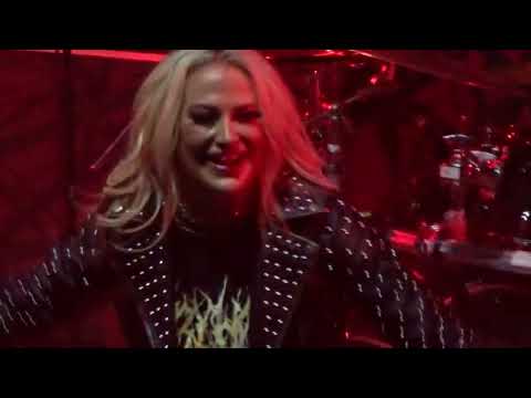 Butcher babies live in tivoli Utrecht 6-11-22