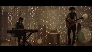 Snowflakes Fall - James Cramer & Eleanor McEvoy [Official Music Video]