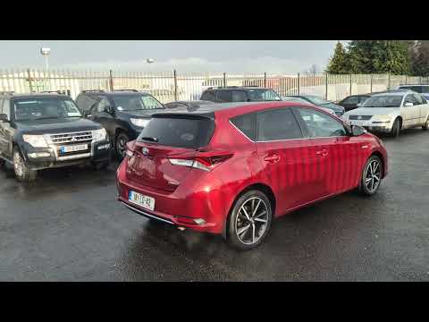 Toyota Auris 1.8 HYBRID LUNA SPORT 5DR - Image 2
