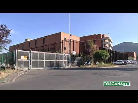 2017-06-23 PRATO - DETENUTO FERISCE AGENTE PENITENZIARIO CON LAMETTA