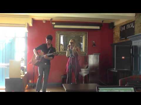 The Tonics Acoustic Duo – Live Pub Gig