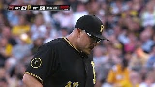 ARI@PIT: Worley limits three runs over six innings