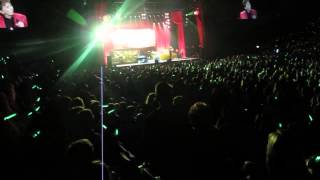 Barry Manilow - Bermuda Triangle live in concert at The O2 Arena London, May 26 2014.