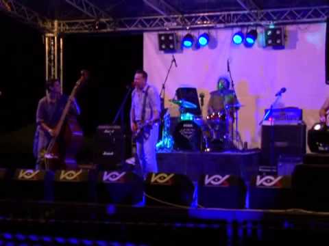 Crazy Plumbers - Kill the DJ (Open Camp Vaslui 2013)