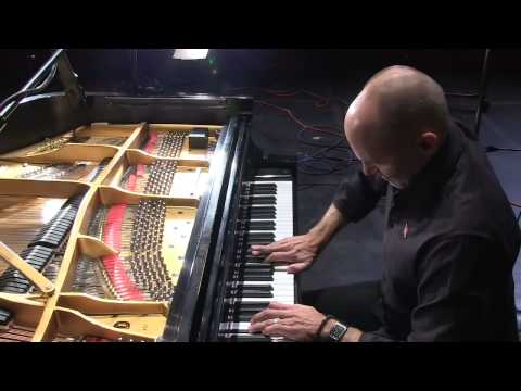 Paul Barnes - Philip Glass Etude No.16