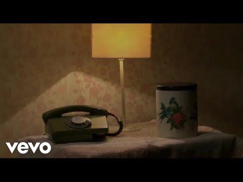 Sobras - La soledad (Official Music Video) (Lyric Video)