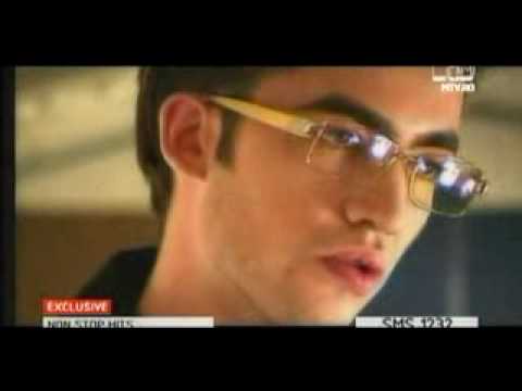 pluma gay en ingles(2)(2).flv