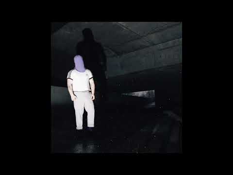 trait d'union - il n'y a pas d'ailleurs