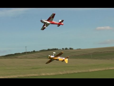 Ali Machinchy And Azza Stephens Extra Syncro