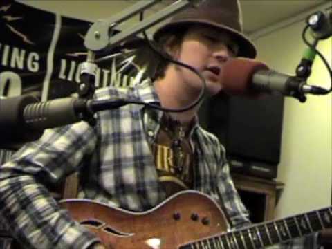 The Silver Beats - This Boy - Live at Lightning 100