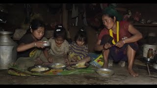 Organic village life || Cooking noodles in the village