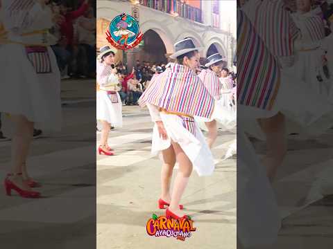 Juventud 2 de Mayo ❤️  🌟 Lucen en #carnavalayacuchano2026