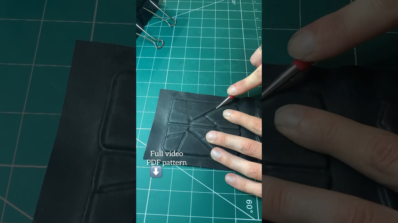 Making custom leather wallet - PDF Pattern
