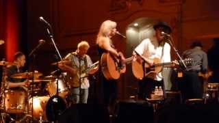 Rodney Crowell &amp; Emmylou Harris - Still Learning How To Fly - live Laeiszhalle Hamburg  2013-05-31