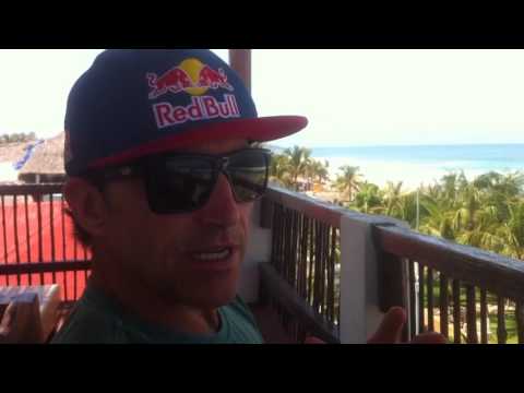 Carlos Burle fala sobre o Big Wave Tour; Puerto Escondido; Carreira; Nova Geração...