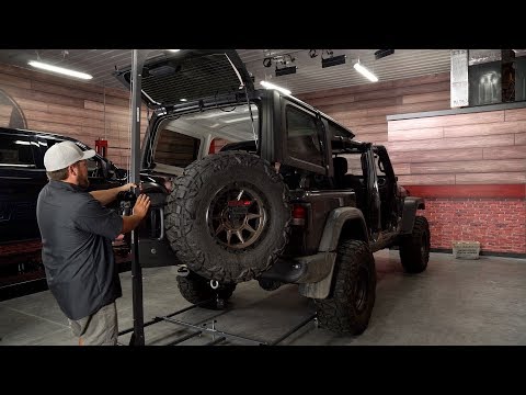 What's the easiest way to remove the Jeep hard top?