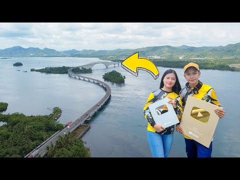 Unboxing our GOLD PLAY BUTTON in one of the Philippines LONGEST BRIDGE (Bluetti PV350)