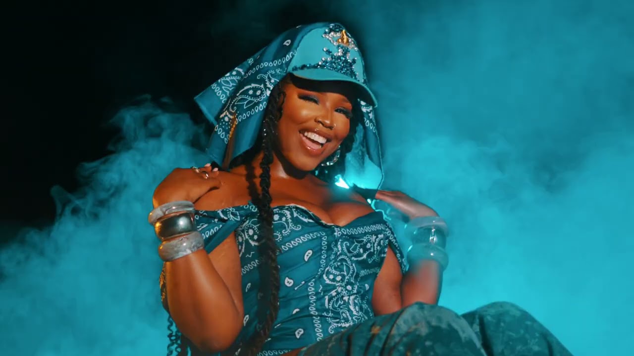 Nkosazana Daughter – Emsakazweni (Official Music Video) feat. Nobuhle & Essa Kay