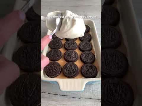 Reese’s & Oreo Peanut Butter Lasagna!?