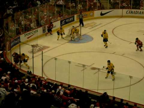 Angelo Espositos Goal against Sweden @ 2009 World Juniors