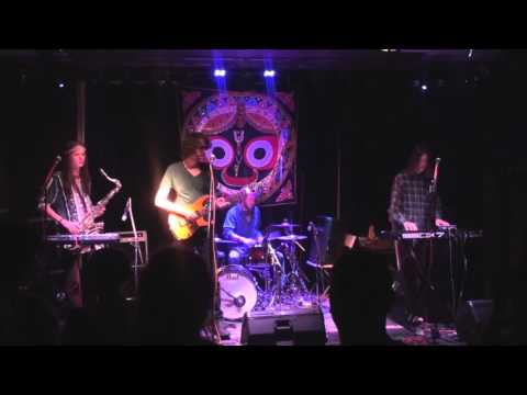 Trvalé provizorium - Trvalé provizorium - Alkoholik