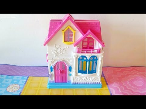 Игрушечный домик с мебелью для кукол. Обзор домика.