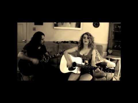 Highway to Hell - ACDC (Smokin Aces acoustic duo cover)