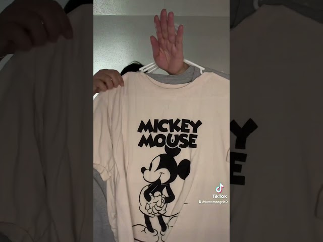 Vídeo relacionado con Disney Camiseta clásica de Manga Corta con Estampado de Mickey Mouse para Hombre, Natural, Medium