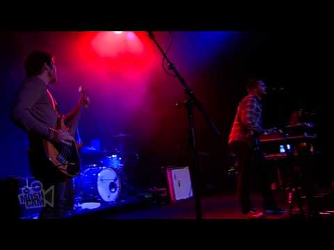Videoclip de Of Dust and Nations (Live) — Thrice