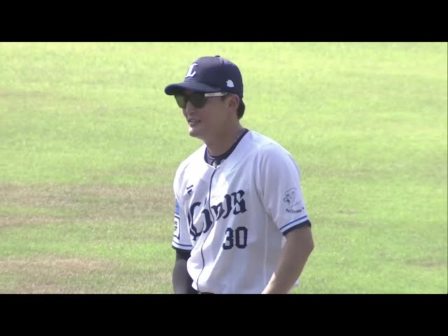 [Partido de la Granja] ¡Impresionante defensa! Hiyu Motoyama de Los Lions conecta un sencillo y realiza un tiro espectacular! 31 de agosto de 2025, Saitama Seibu Lions vs. Tohoku Rakuten Golden Eagles