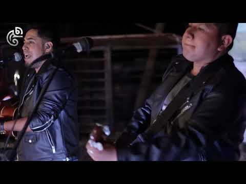 Lujos y Secretos - Los Camaleón