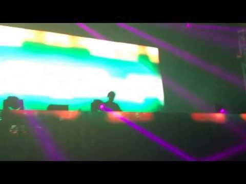 Calvin Harris - Feel So Close (Puerto Rico 2013)