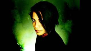 Razed in black - blush v2 + lyrics