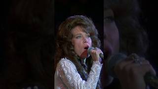 Sissy Spacek - Coal Miner&#39;s Daughter. Loretta Lynn. Coal Miner&#39;s Daughter (1980). Michael Apted 📽