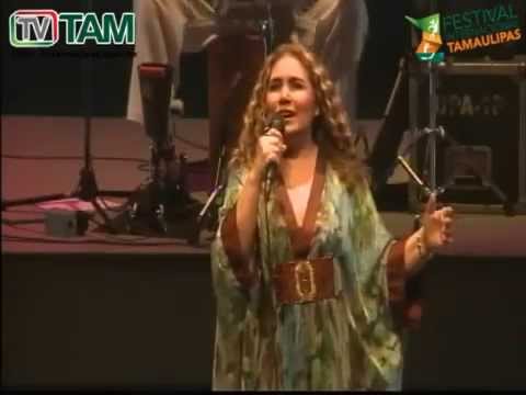 Tania Libertad concierto en el FIT 2012