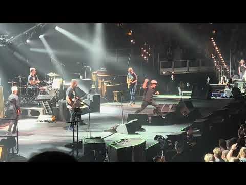 Pearl Jam 4K - Brain of J 9/15/23 Ft. Worth, Texas Dickies Arena Night 2