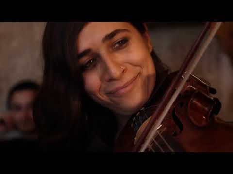 The Raggle Taggle Gypsy (Trad)  - Clip Seamróg