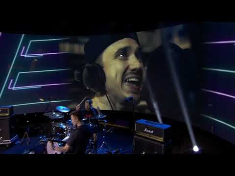 BEEknd - Blinding Lights (The Weeknd cover)