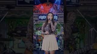 Download lagu 𝙎𝙚𝙢𝙖𝙩𝙖 𝙆𝙖𝙧𝙚𝙣𝙖𝙢𝙪 - 𝘿𝙞𝙛𝙖𝙧𝙞𝙣𝙖 𝙄𝙣𝙙𝙧𝙖 #shorts #difarinaindra #penikmatmusik mp3