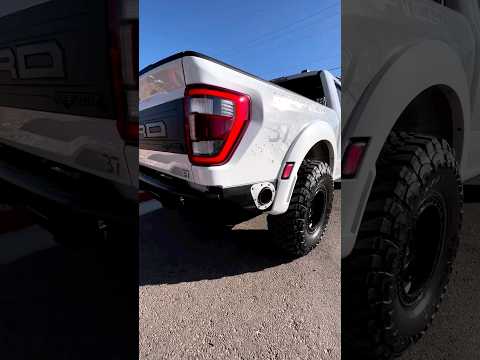 Raptor Side Exhaust #fordraptor #raptor #exhaust #exhaustsound #4x4 #offroad #offroading #rutas