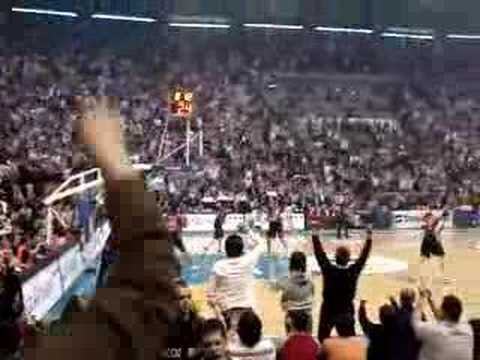 Partizan - Tau Ceramica 76-55 (2008) 1.deo