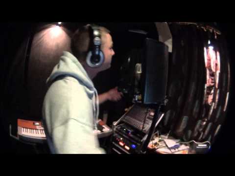 IwueN #hot16challenge