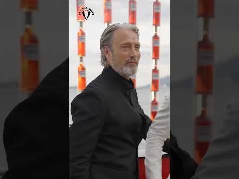 Mads Mikkelsen Looks Amazing #madsmikkelsen