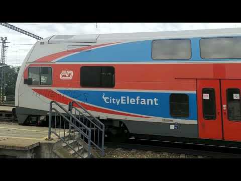 Cityelefant odjezd ze stanice Čerčany směr Praha