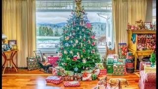 Oh Christmas Tree Barbie & Friends Forever!