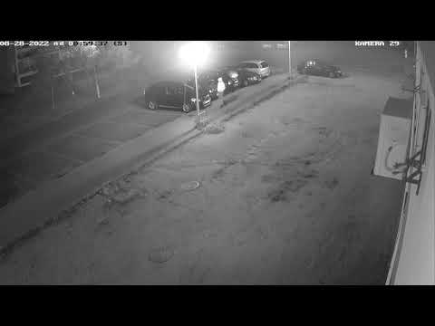 Suwalska policja prosi o pomoc. Przebił opony w zaparkowanym volvo i uciekł Suwalska policja prosi o pomoc. Przebił opony w zaparkowanym volvo i uciekł