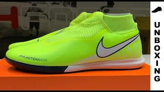 Futsal Boot Nike Phantom Venom Academy IC White Chrome