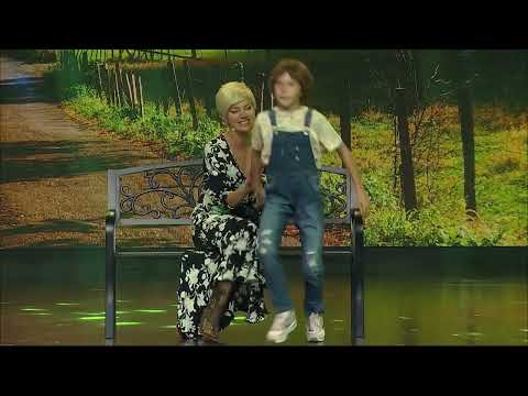 Birgit Sarrap: P!nk, Willow Sage Hart "Cover Me in Sunshine" (TV3, 2024)