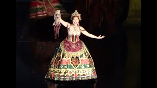 Overture/Hannibal - The Phantom of the Opera Brazil - Carlotta Giudicelli - Joyce Martins Soprano